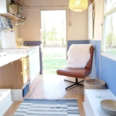 Holiday home Nieuw Ingerichte Pipowagen Bij Zutphen En Ijssel! *
