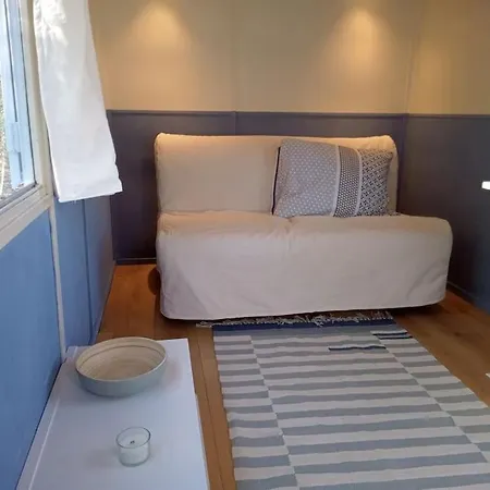 Holiday home Nieuw Ingerichte Pipowagen Bij Zutphen En Ijssel! Vierakker