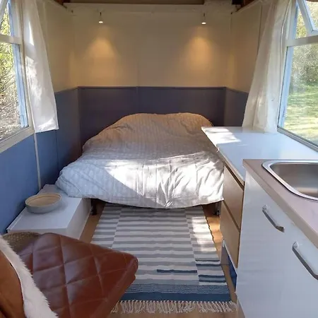 Holiday home Nieuw Ingerichte Pipowagen Bij Zutphen En Ijssel! Vierakker